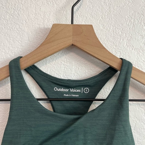 Outdoor Voices TechSweat Built-In Shelf Bra Racerback Crop Tank Top Evergreen S - Picture 9 of 12